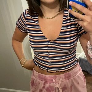 XS Cropped Stripped V Neck Crop Top
